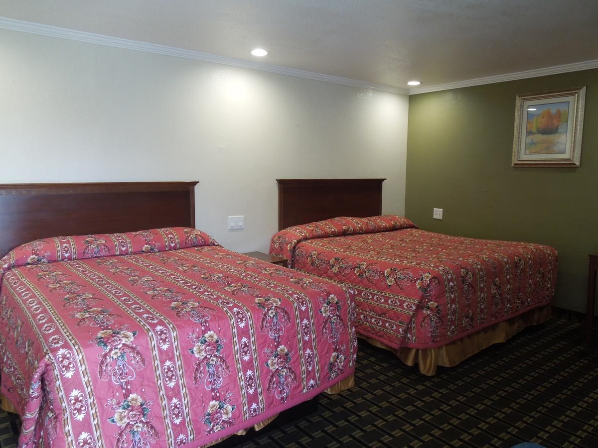 אורנג' Castaway Motel מראה חיצוני תמונה
